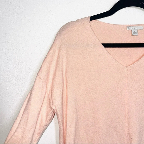 Cato Light Pink Front Seam V-neck 3/4 Sleeve Sweater Small Women’s - Picture 3 of 10
